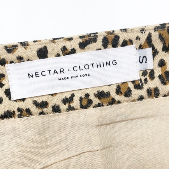 Nectar Clothing animal print front zip mini skirt - Picture 4 of 6